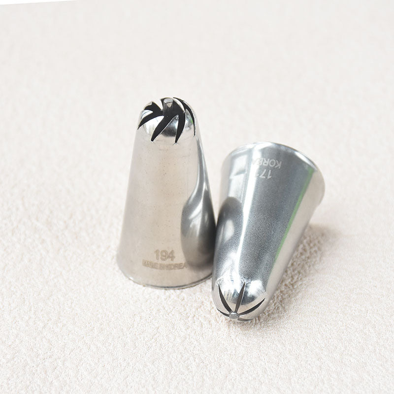 Korea Drop Flower Decorating Tip Icing Nozzle #135 #171 #190 #194